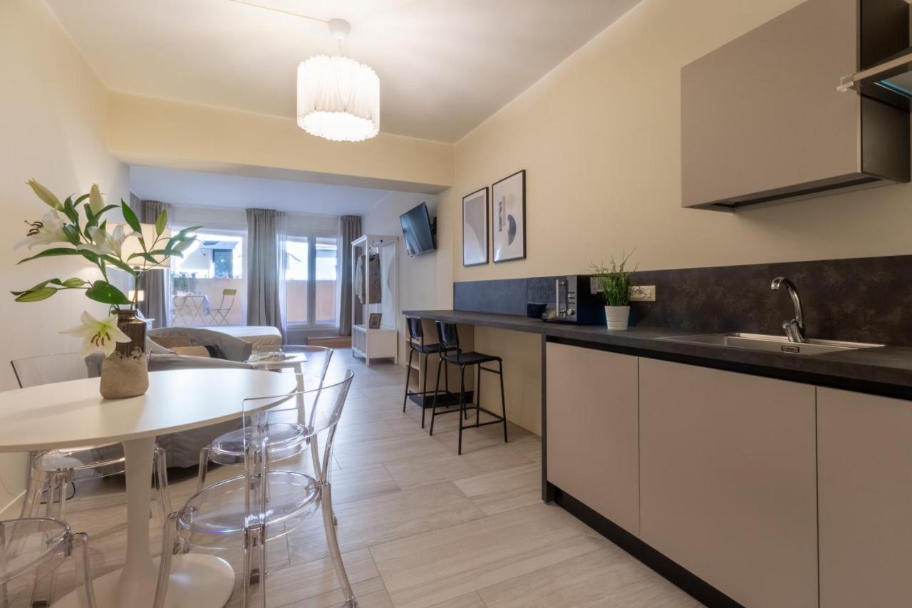 Studio Apartments Boutique Al Bastione Di Кальярі Екстер'єр фото