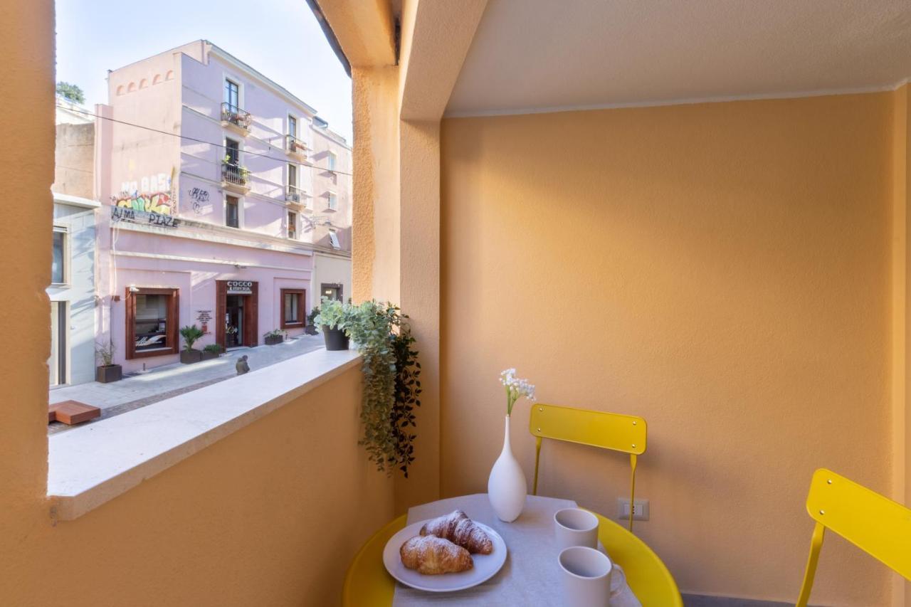 Studio Apartments Boutique Al Bastione Di Кальярі Екстер'єр фото