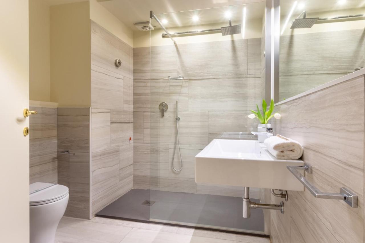 Studio Apartments Boutique Al Bastione Di Кальярі Екстер'єр фото
