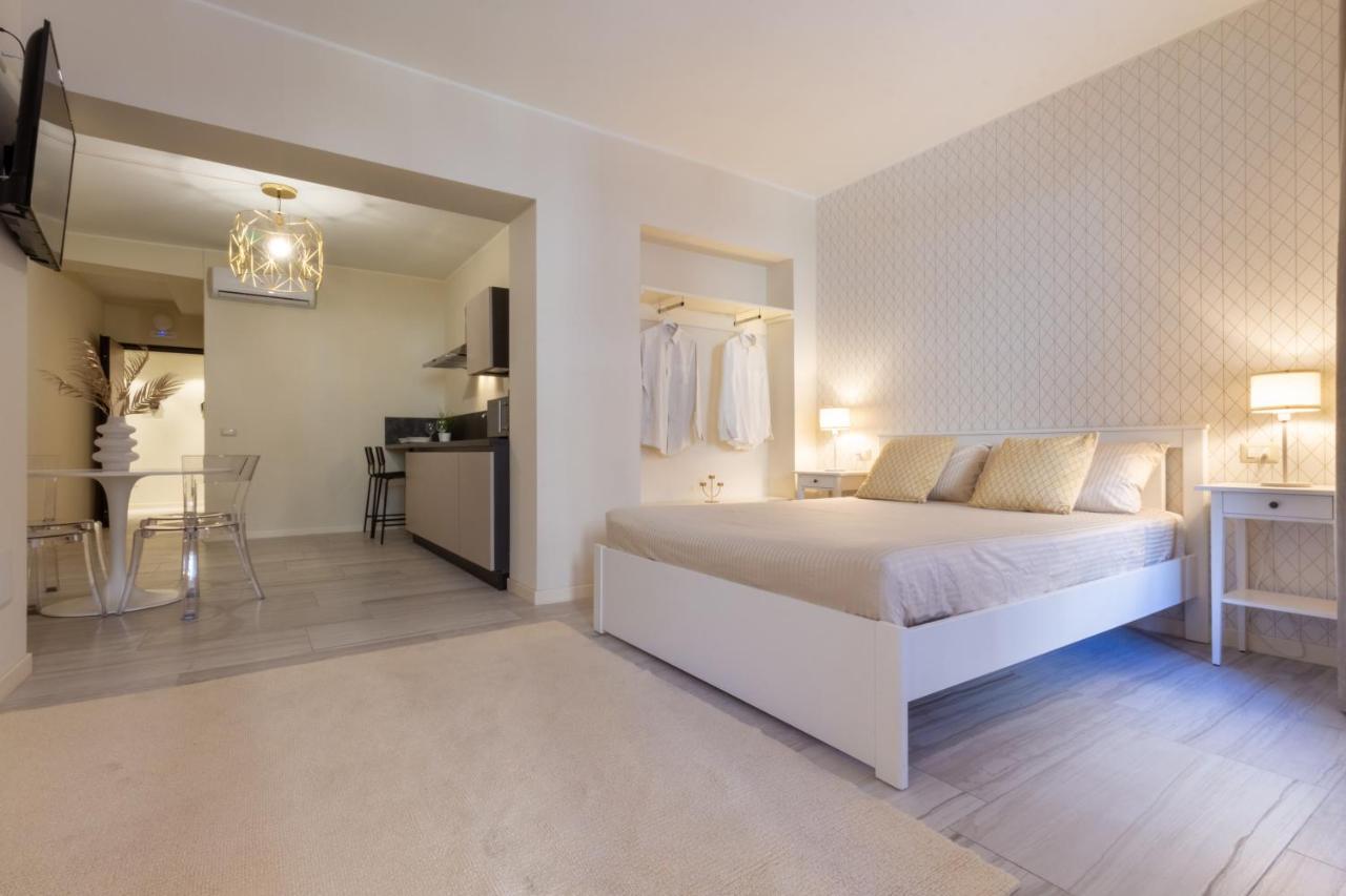 Studio Apartments Boutique Al Bastione Di Кальярі Екстер'єр фото
